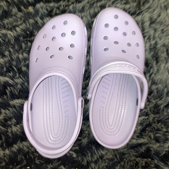 Lavender crocs - Picture 3 of 4